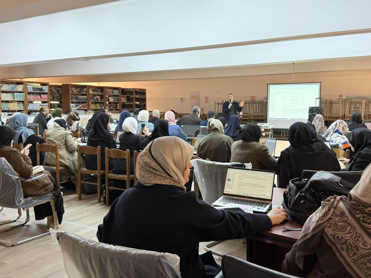 ورشة عمل حول: الذكاء الاصطناعي في البحث العلمي